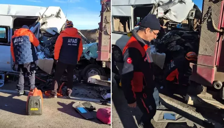 Öğrenci servisi tıra arkadan çarptı! Ölü ve yaralılar var